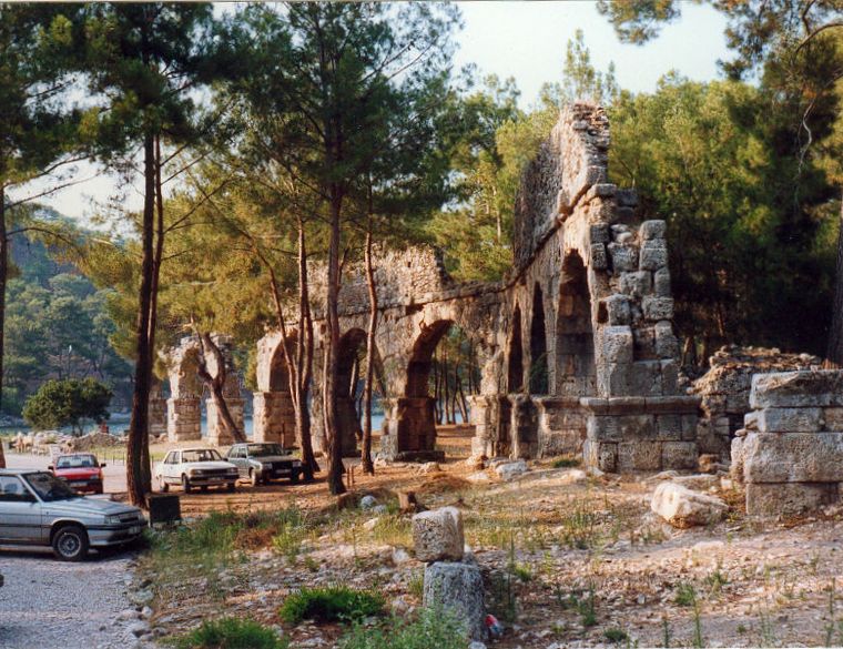 Ponto Turístico Portão de Adriano em Antália