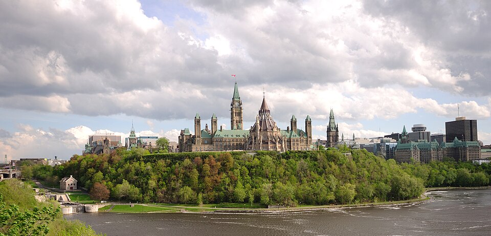 Ponto Turístico Peace Tower em Ottawa