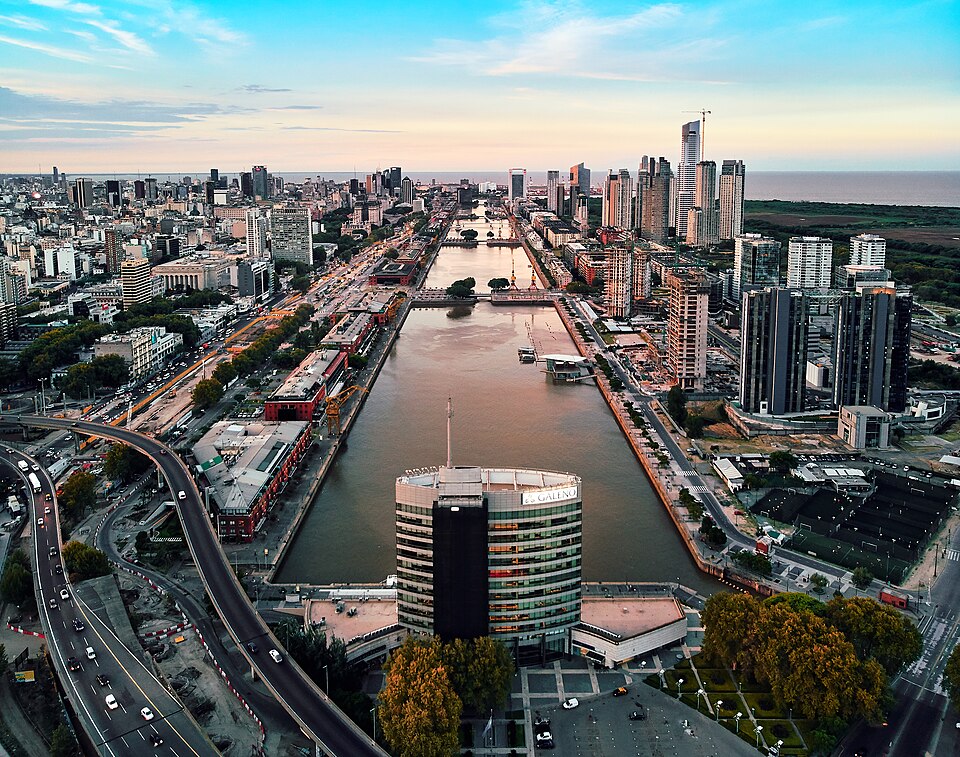 Ponto Turístico Puerto Madero em Buenos Aires