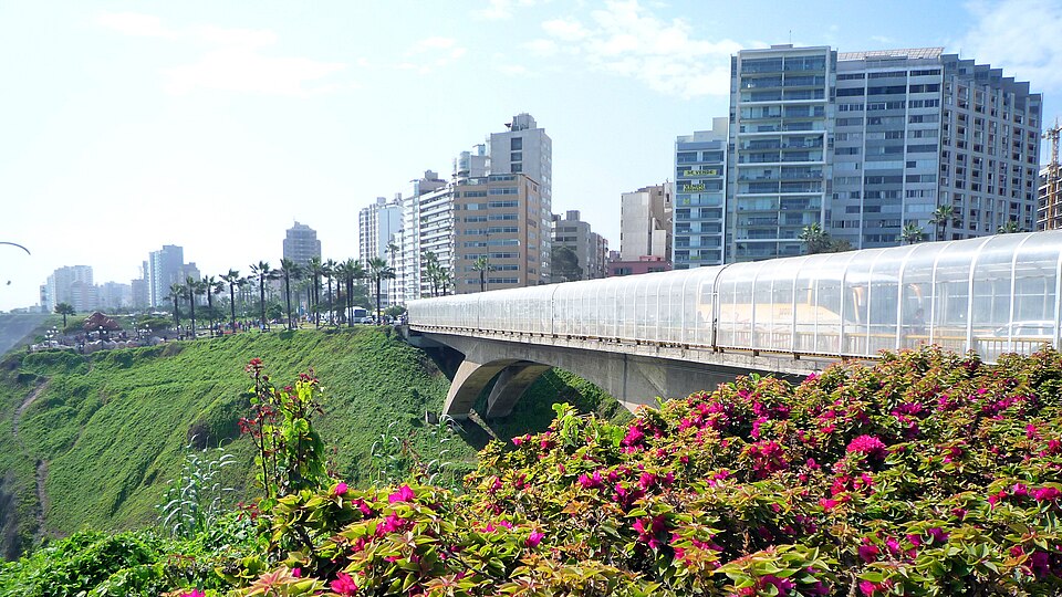 Ponto Turístico Larcomar em Lima