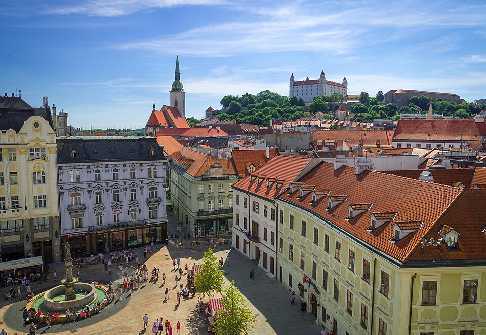 Ponto Turístico Ponte Nový Most (Mirante UFO) em Bratislava