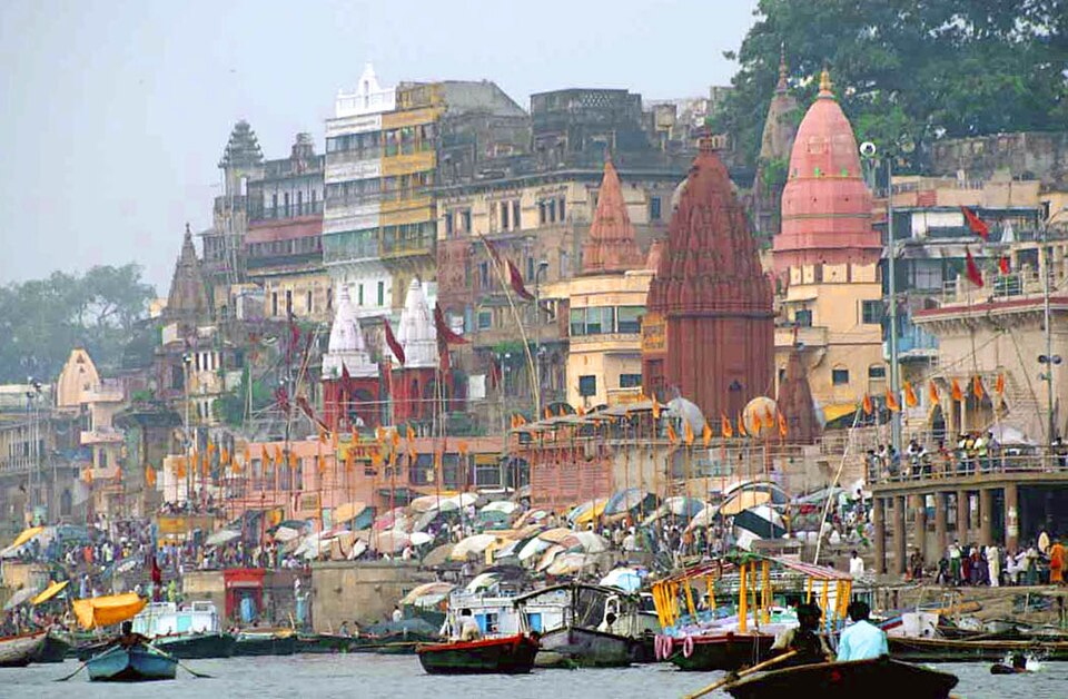 Ponto Turístico Dashashwamedh Ghat em Varanasi