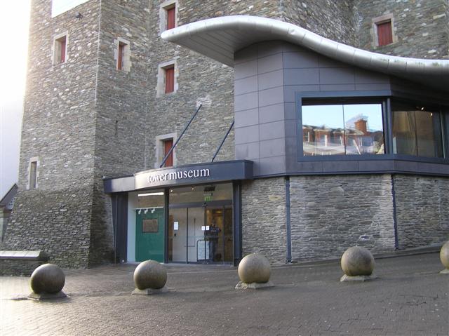 Ponto Turístico Guildhall de Derry em Derry (Londonderry)
