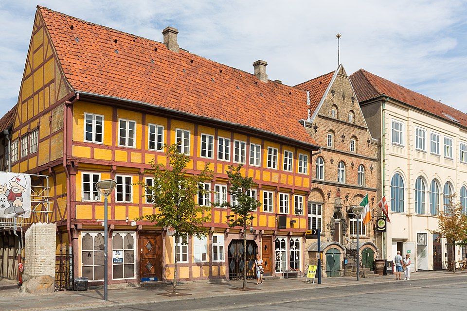Ponto Turístico Catedral de São Budolfi (Budolfi Kirke) em Aalborg
