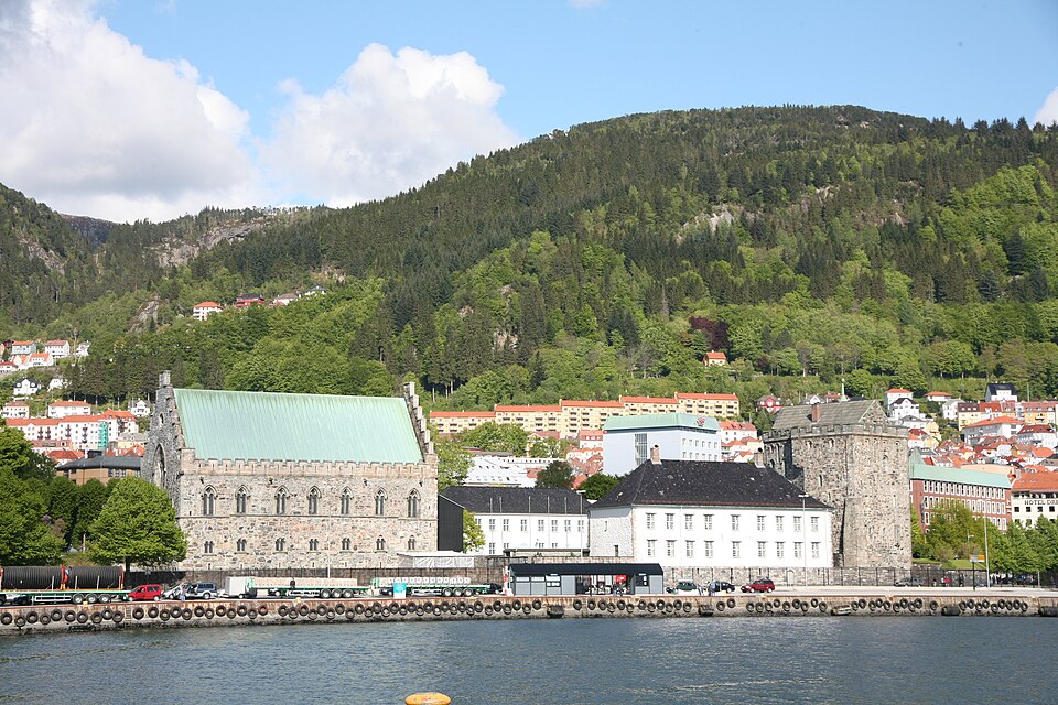 Ponto Turístico Fortaleza de Bergenhus (Rosenkrantztårnet) em Bergen