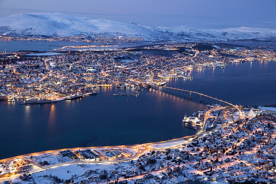 Ponto Turístico Catedral de Tromsø (Tromsø Domkirke) em Tromsø
