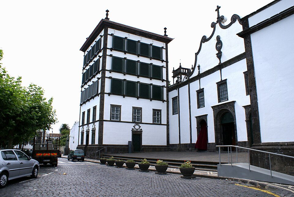 Ponto Turístico Convento de Nossa Senhora da Esperança em Ponta Delgada