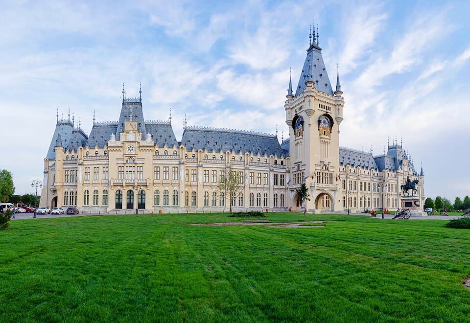 Ponto Turístico Palácio da Cultura (Palatul Culturii) em Iași