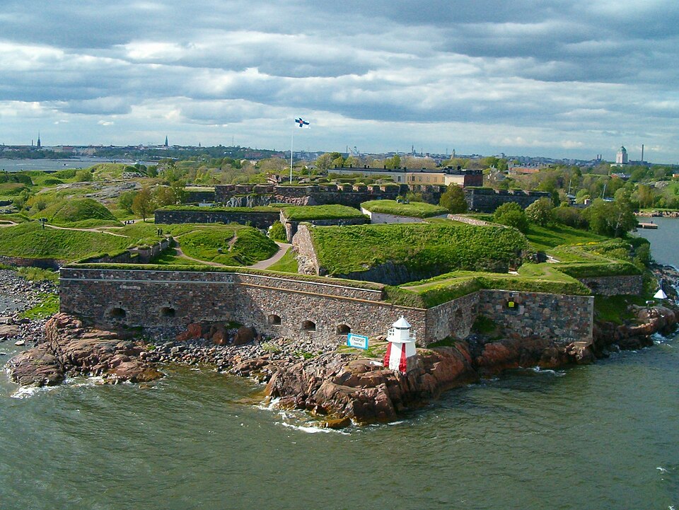 Ponto Turístico Fortaleza de Suomenlinna (Arredores - UNESCO) em Helsinque