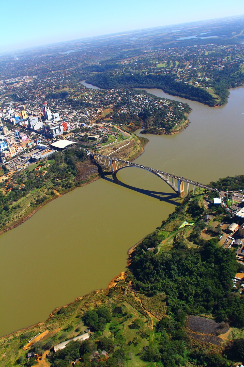 Ponto Turístico Ponte Internacional da Amizade em Ciudad del Este