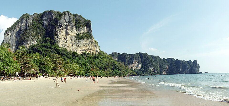 Ponto Turístico Praia de Ao Nang em Ao Nang