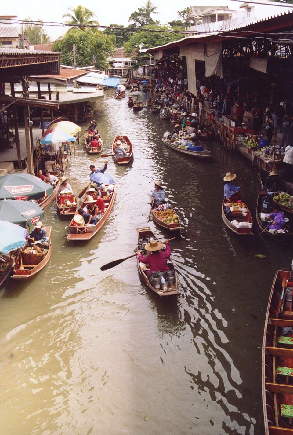 Ponto Turístico Mercado Flutuante Damnoen Saduak em Bangkok